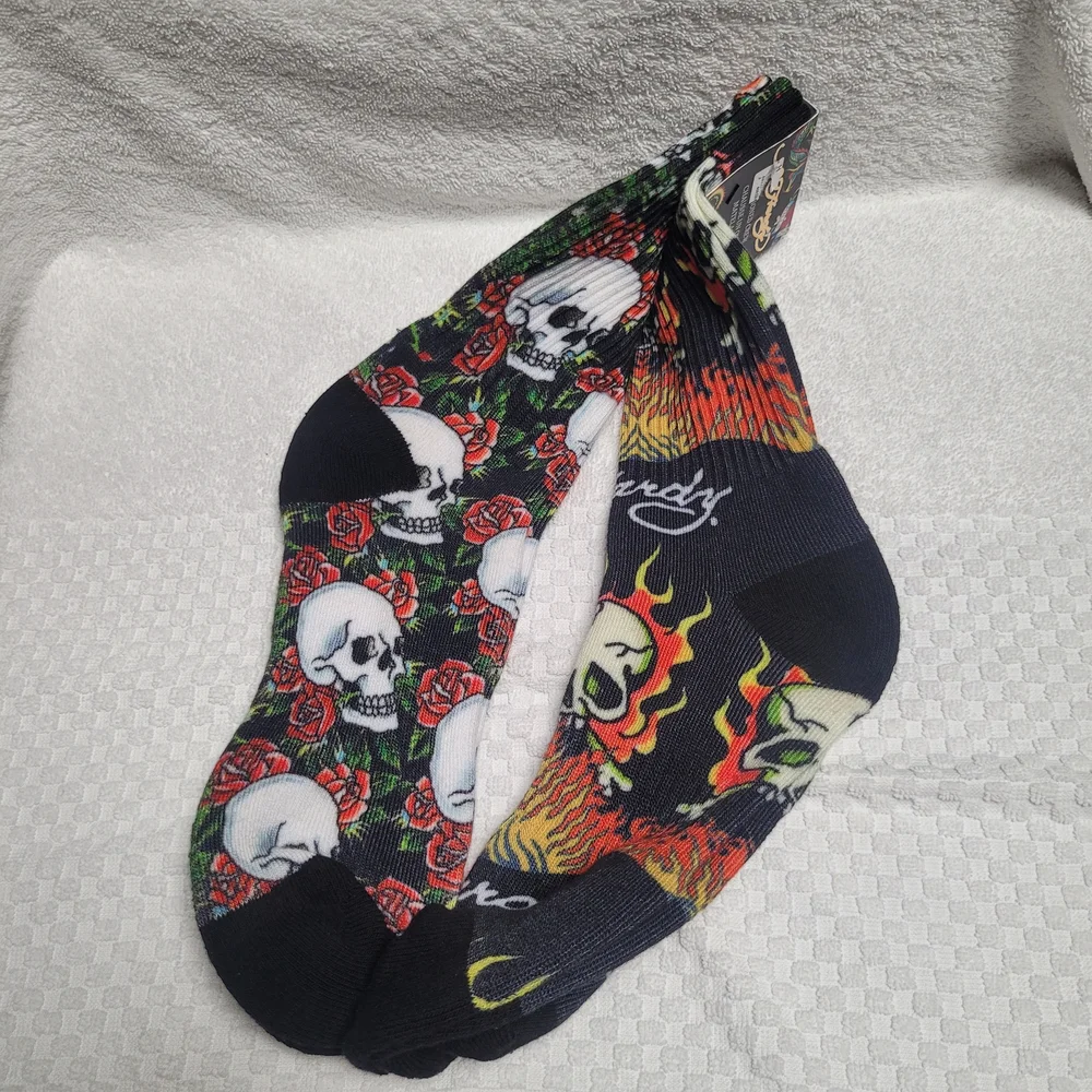 Ed Hardy Black Skull and Flame Socks Edgy Rose Heart 2 Pair